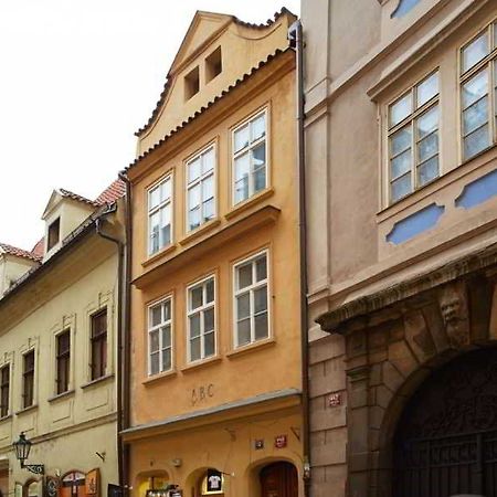 Abc Suites Praha Bagian luar foto