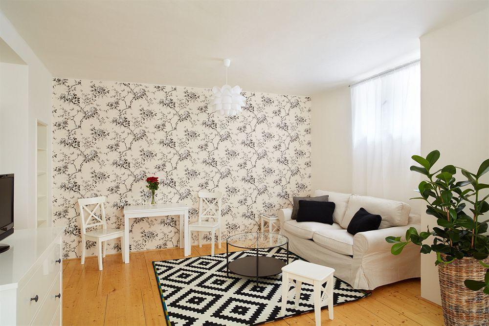 Abc Suites Praha Bagian luar foto