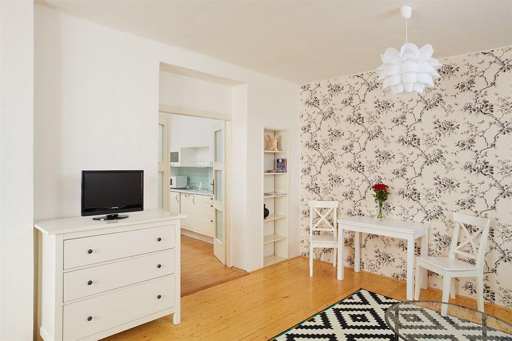 Abc Suites Praha Bagian luar foto