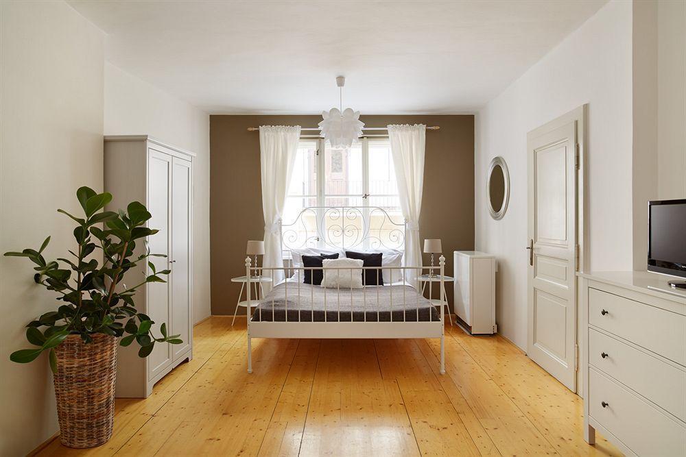 Abc Suites Praha Bagian luar foto