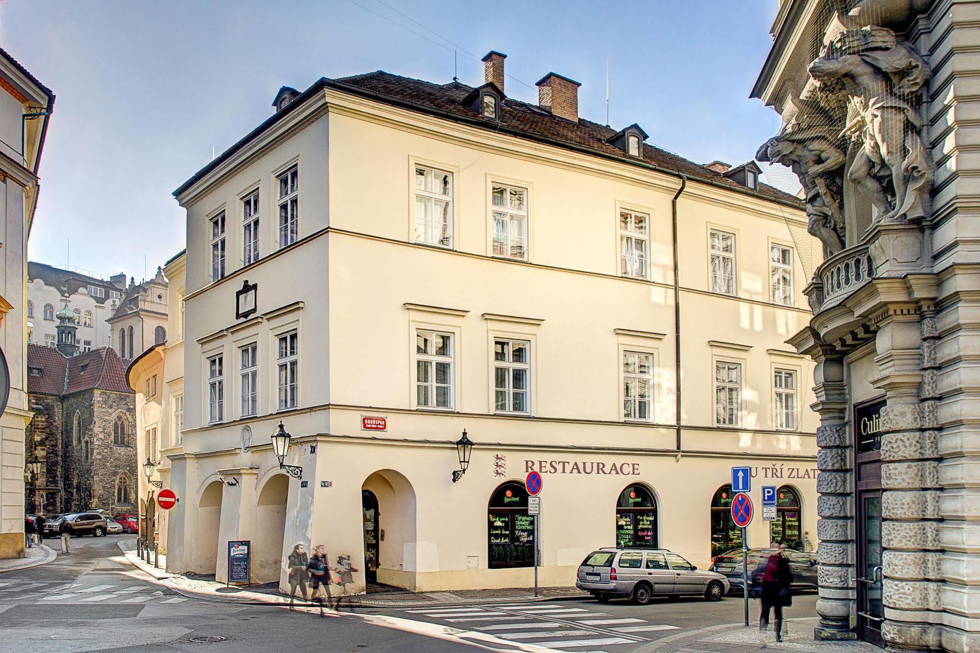 Abc Suites Praha Bagian luar foto