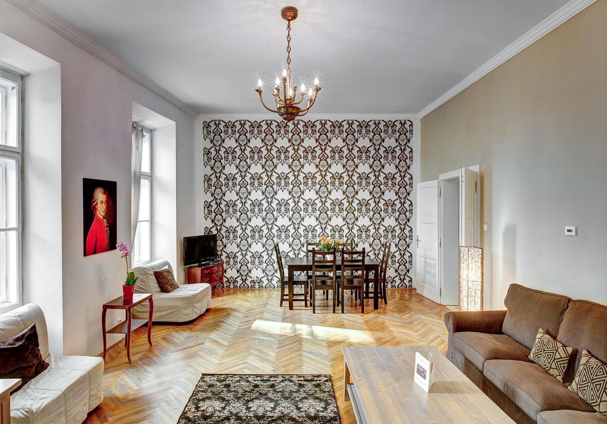 Abc Suites Praha Bagian luar foto