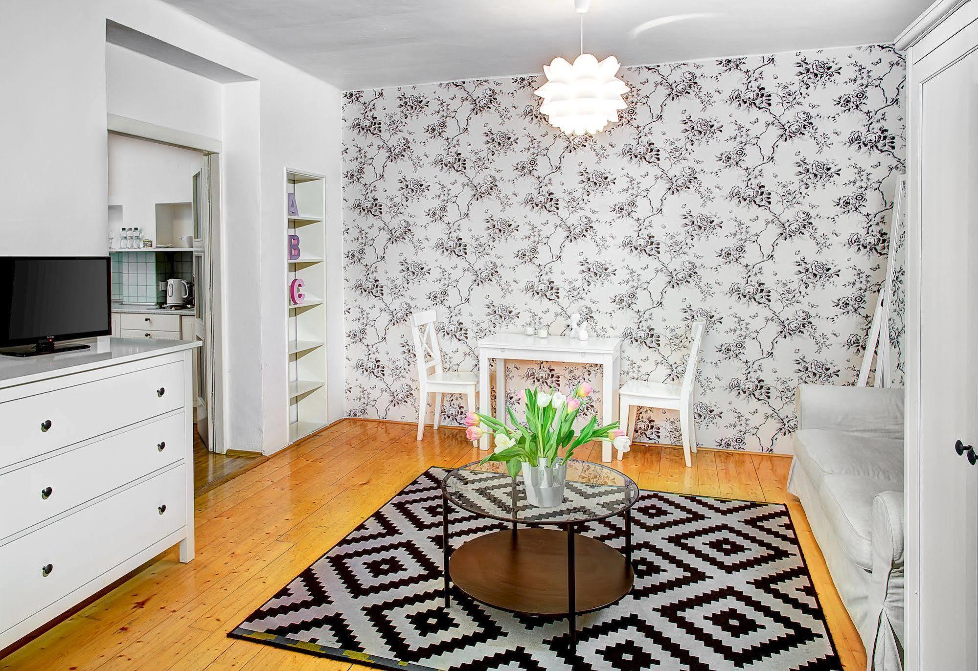 Abc Suites Praha Bagian luar foto